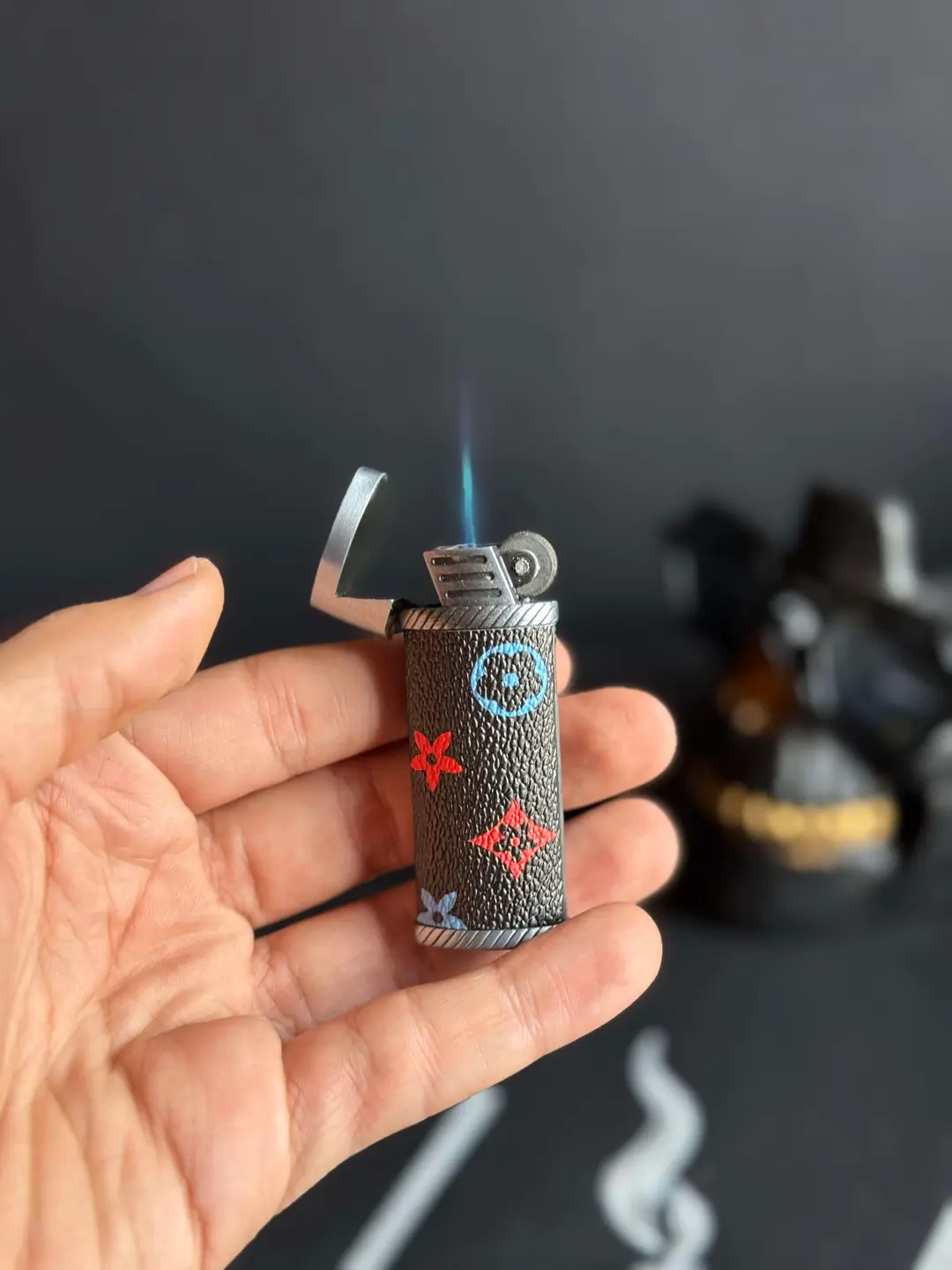 LV lighter