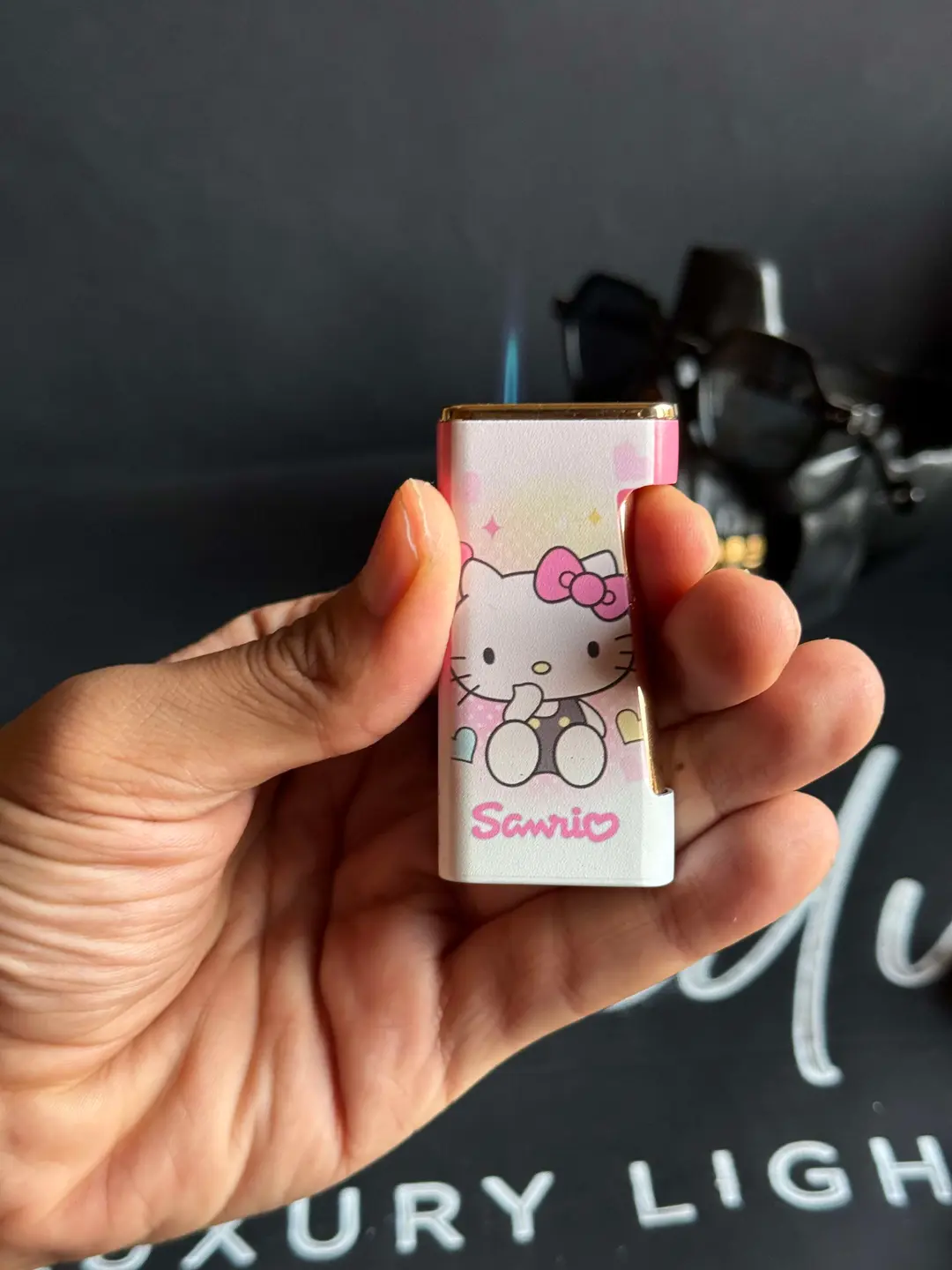 Kitty lighter